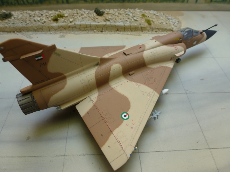 Mirage 2000 - 5  Abu Dhabi   Revell  1/72 - Page 2 00614