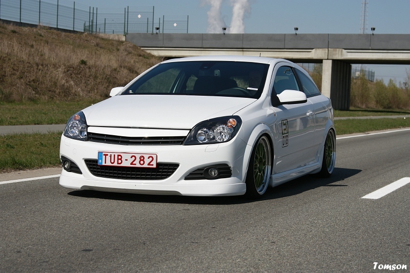 Opel  : Astra , Corsa , Antara , Vectra , Kadett , etc ... Astra110