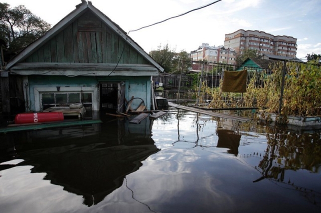 Путин рассчитывает, что 40 млрд руб хватит на помощь Дальнему Востоку после наводнения Pavodo10