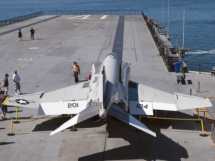 SAN DIEGO base aeronavale /Aerospace Museum F4j_3_10