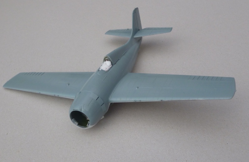 Retour vers la lumière d'un F4-F4 Wildcat 1/48 HOBBY BOSS Peintu11