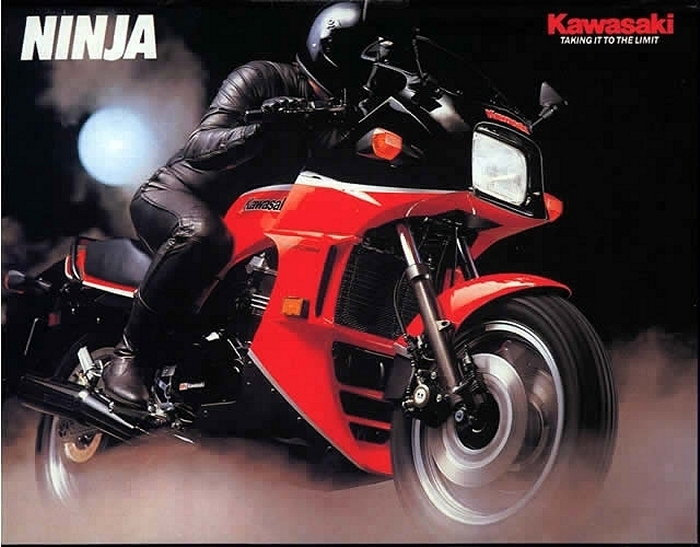 Brochures et Publicités sur les KAWASAKI KZ/Z   70/80'S - Page 2 Kawasa10