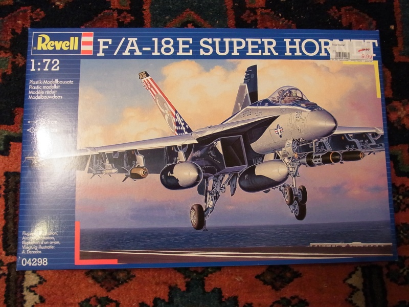 Meine F-18F auf dem neuen Italeri Träger Deck in 1:72 Revell10