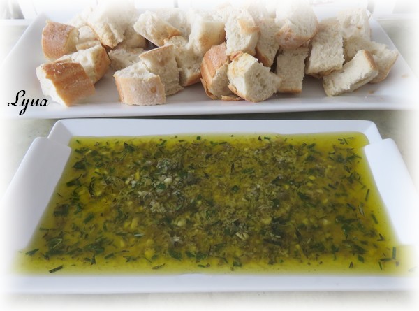 Trempette à l'huile d'olive et romarin pour pain Mouill11