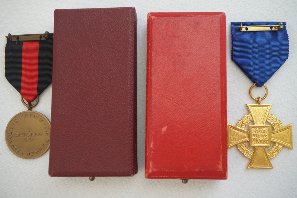 Médailles allemande WW2 - 40 ans service + 1 octobre 1938 Dsc00922