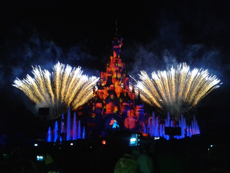 3ème TR d'une addicted-to-disney: une surprise magique ! - Page 7 2013-049