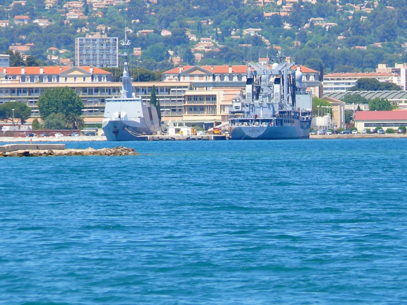 Photos de bateaux militaires Français contemporains Batea105