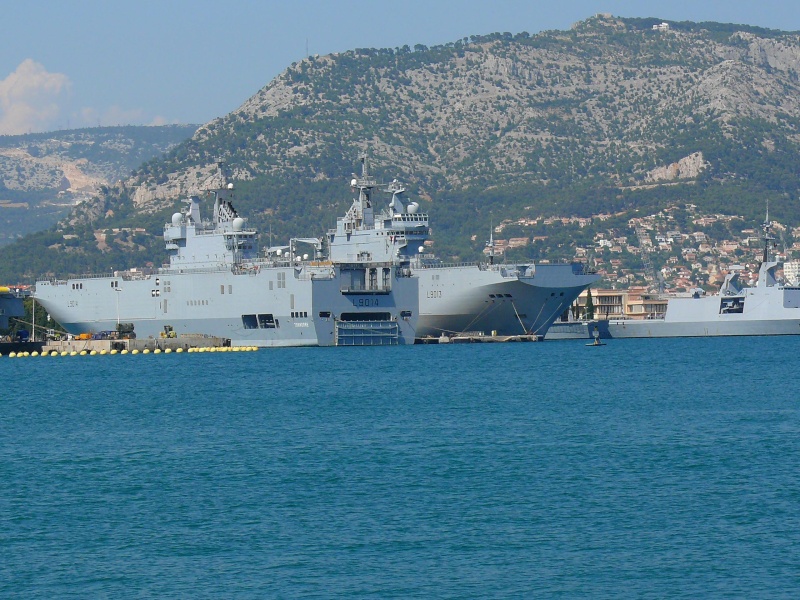 Photos de bateaux militaires Français contemporains - Page 2 Batea172