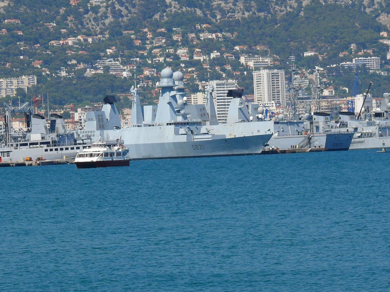 Photos de bateaux militaires Français contemporains - Page 2 Batea183