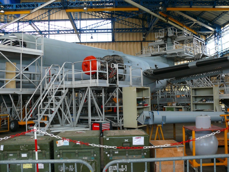 Journée Portes Ouvertes à la Base Aéronavale de LANN BIHOUE (56) (Exposition dans le hangar) Journ139