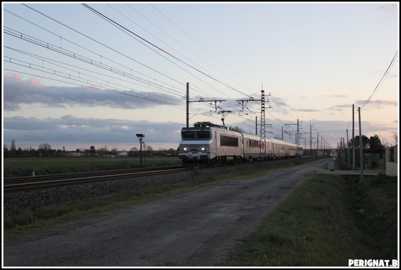 Photos et vidéos de la ligne Bordeaux - Toulouse - Narbonne - Sète (2007-2013) - Page 37 22_ter10