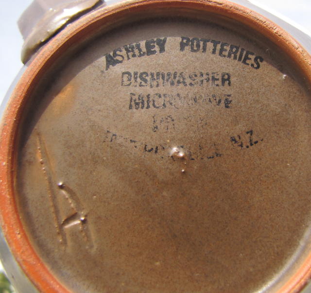 marks - June Ashley Potteries marks Ashley12