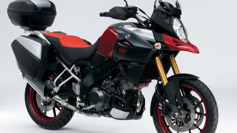 V STROM 1000 en attente concessionaire Suzuki12