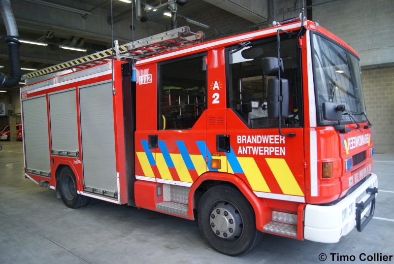 Brandweer Antwerpen - Page 4 Dsc06236