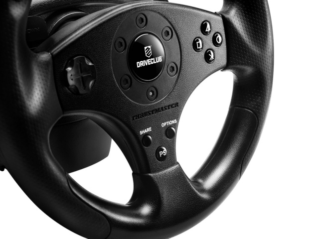 PS4 : T80 DRIVECLUB Edition - Premier volant officiel PS4 Pre_1311