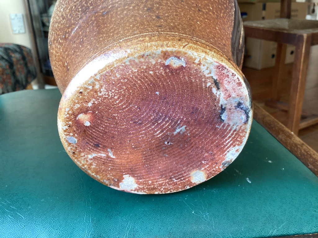 Is this large jug NZ pottery  Img_2018