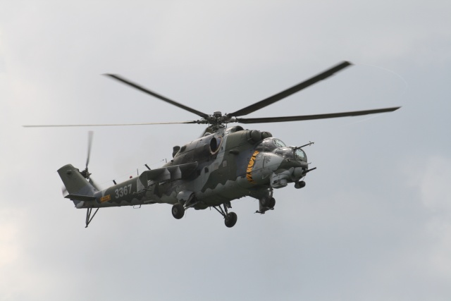 tiger - Mil Mi-24 V HIND E tiger meet 2011 Cambrai Img_4910