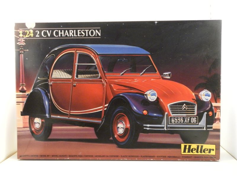 CITROËN 2CV CHARLESTON 1/24ème Réf 80766 0111