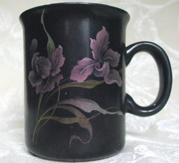 pattern - Show us your mugs .... Crown Lynn of course ;) - Page 3 Black_10
