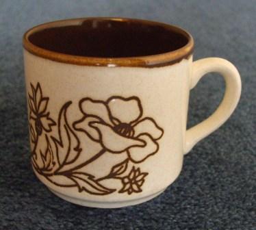 No name floral bowl & cup - the bowl is Debonair Deco 637 Pretty10