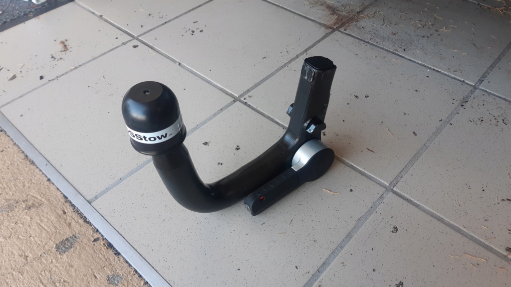 TUTO installation d'un attelage sur un TTS roadster MK3 20230223