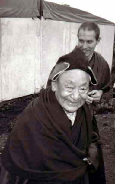 Lama Guendune Rinpoché fondateur de Dhagpo Kagyu ling Guendu10