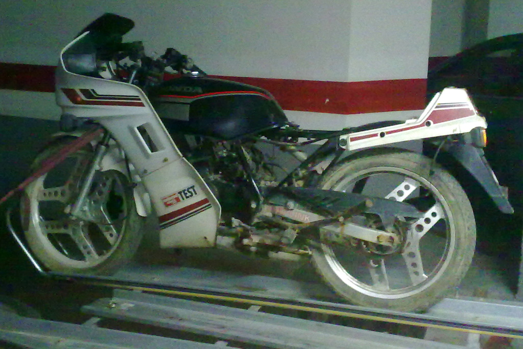 Honda MBX 75 Hurricane - Página 3 27072012