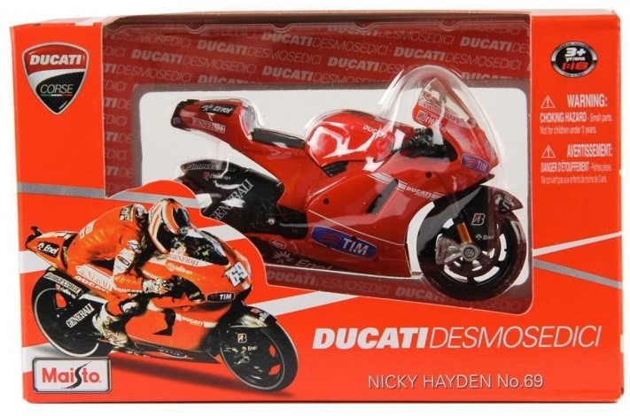 Camiones equipos de carreras de motos Ducati12