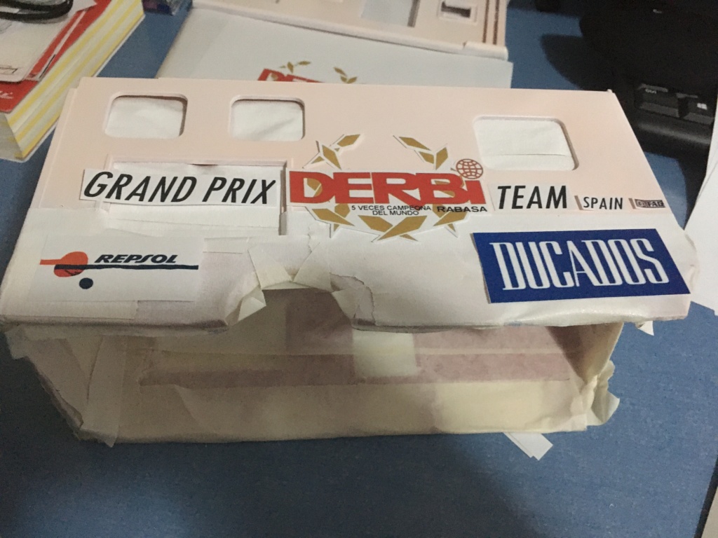 Camión Grandes Premios equipo Derbi Img_8820