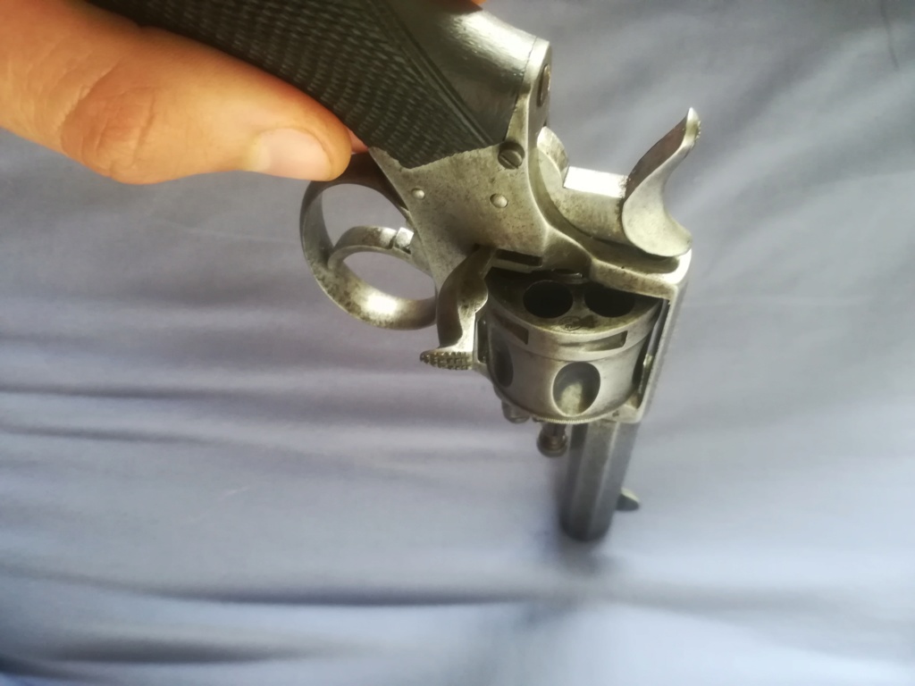 Identification revolver ( libération de Paris) Img_2021