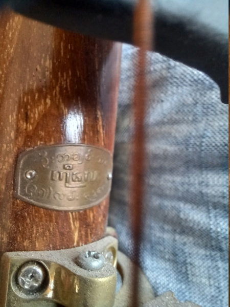 Un strohviol ou violon à cornet 20230336