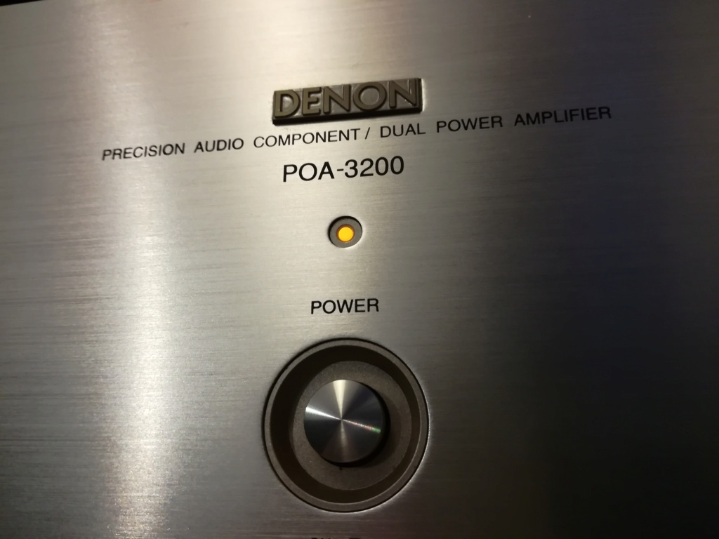 Amplificador Denon POA-3200 2019-015