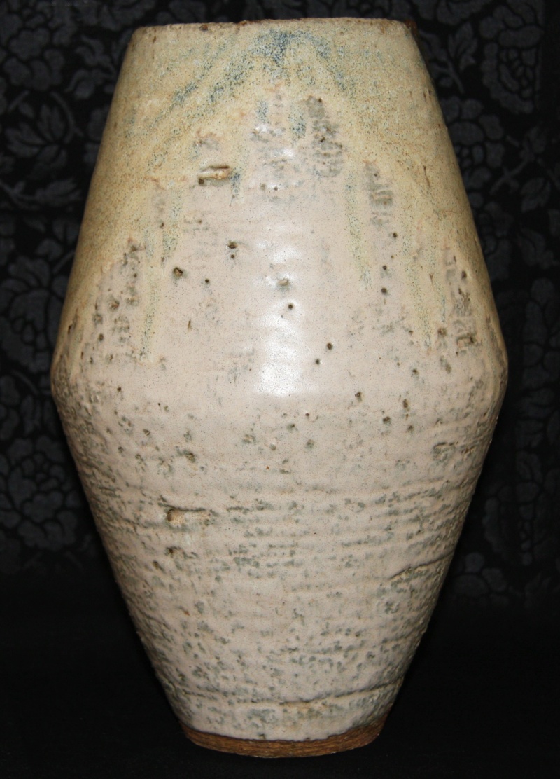 Heavy stoneware vase Sp310