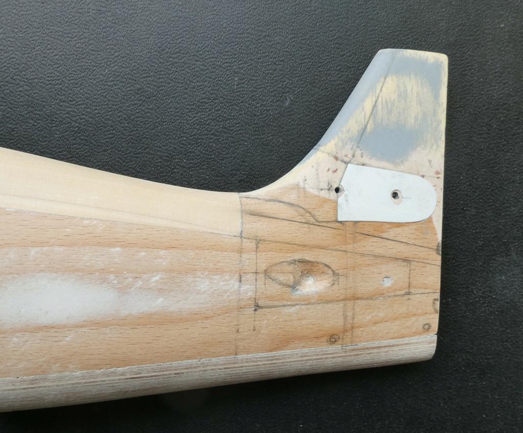 Morane-Saulnier MS.475 Vanneau au 1/16 scratch intégral en bois massif sculpté : fuselage arrière et empennage - Page 6 10318