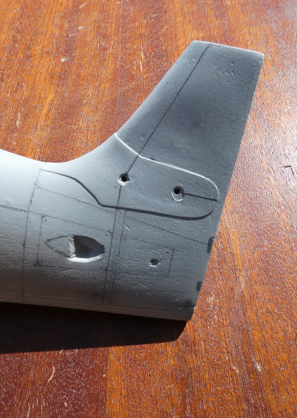 Morane-Saulnier MS.475 Vanneau au 1/16 scratch intégral en bois massif sculpté : fuselage arrière et empennage - Page 6 12220