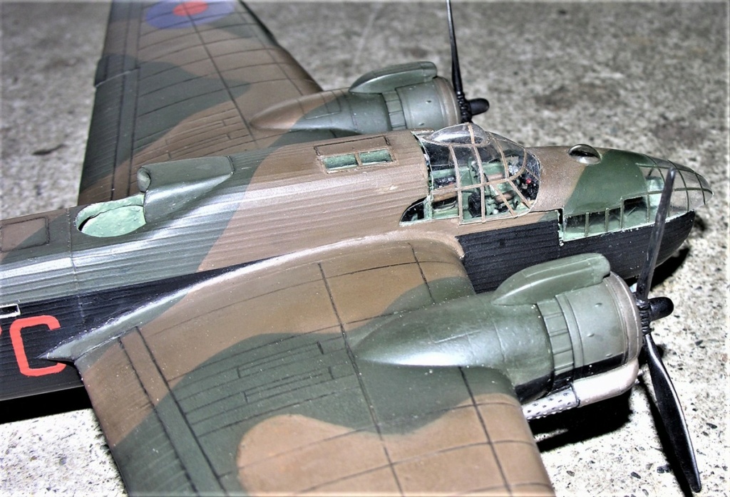 (MONTAGE PROJET AA) Armstrong Whitworth AW 41 ALBEMARLE 1/48 scratch en bois massif sculpté - Page 15 8415