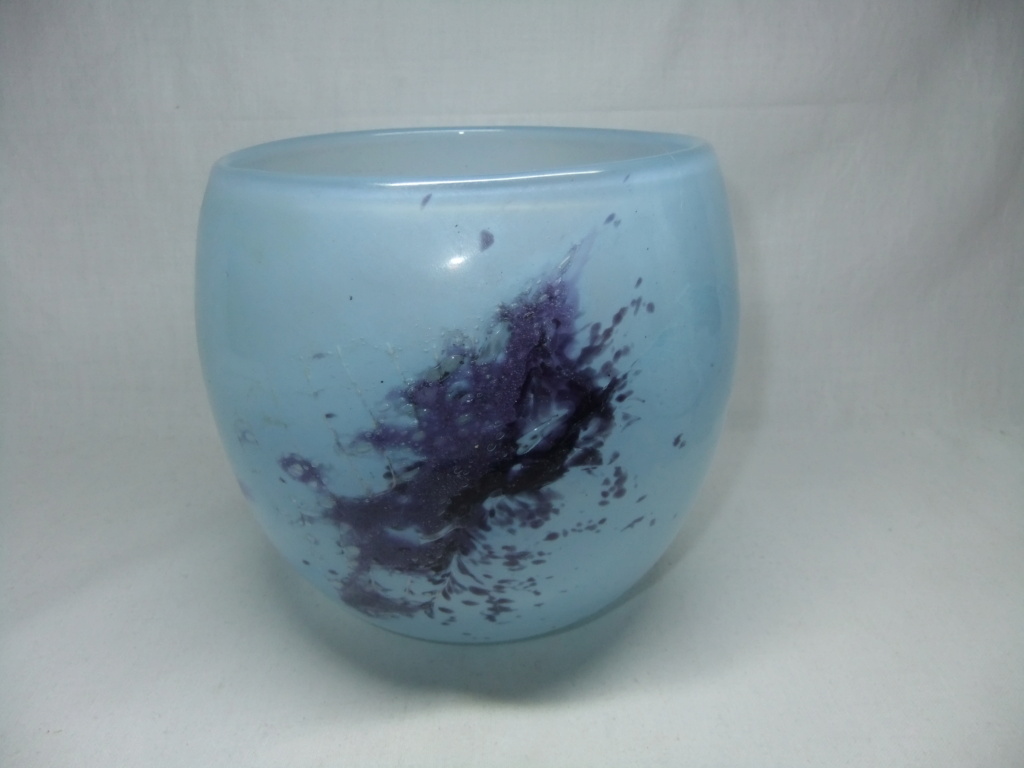Anyone recognize the signature on this Blue purple splashed vase? Dscf4312