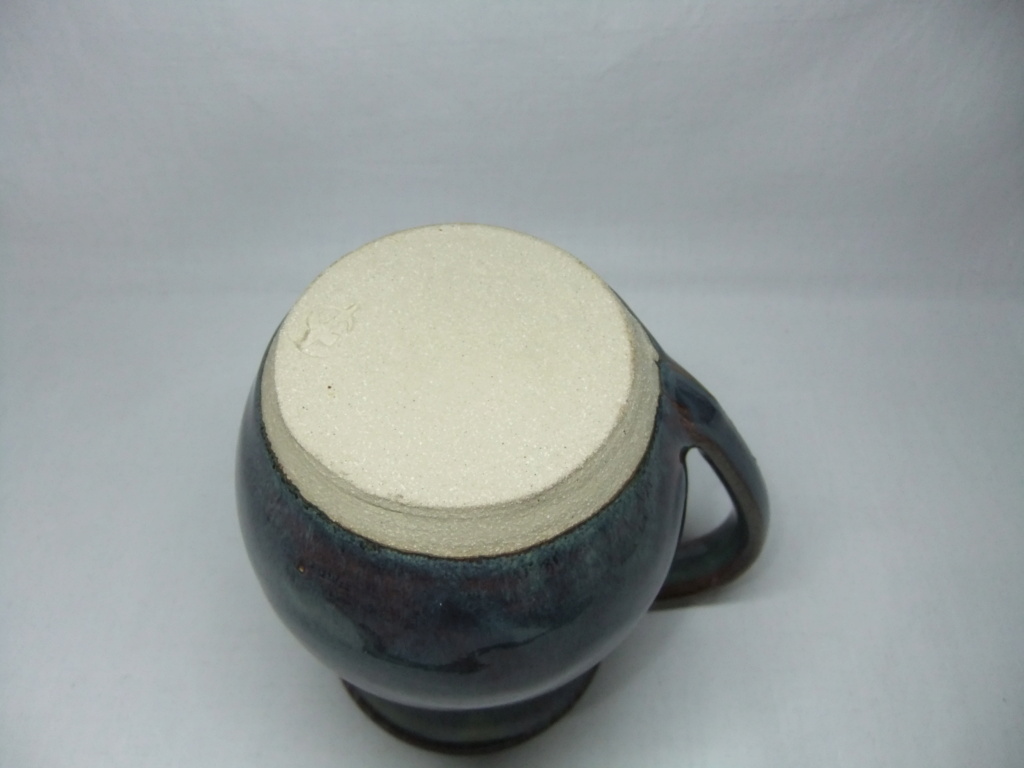 IC or CI mark on Mug - Mary Chapplehow, Interlude Ceramics Dscf4414