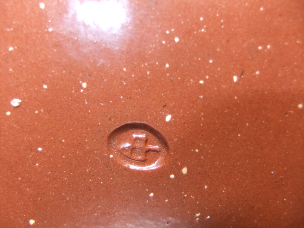 Slip Trailing Pottery Dish Marked BP? Dscf5816