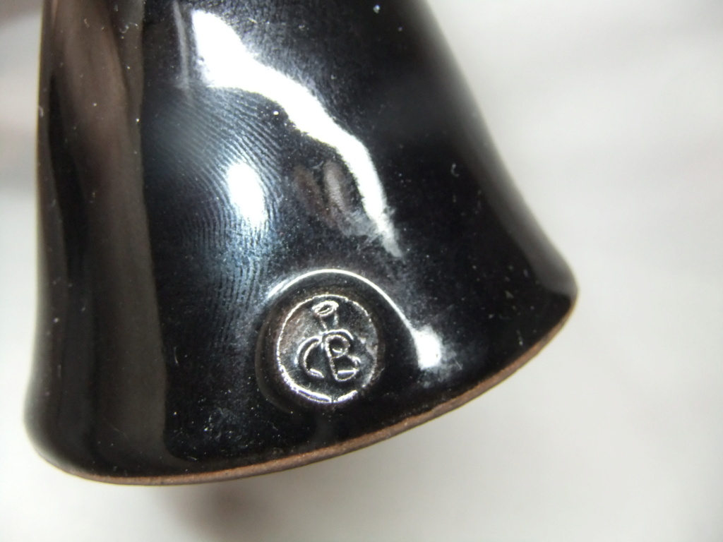 Anyone recognize the CB or PCB mark on this Goblet/Bell? Dscf6621