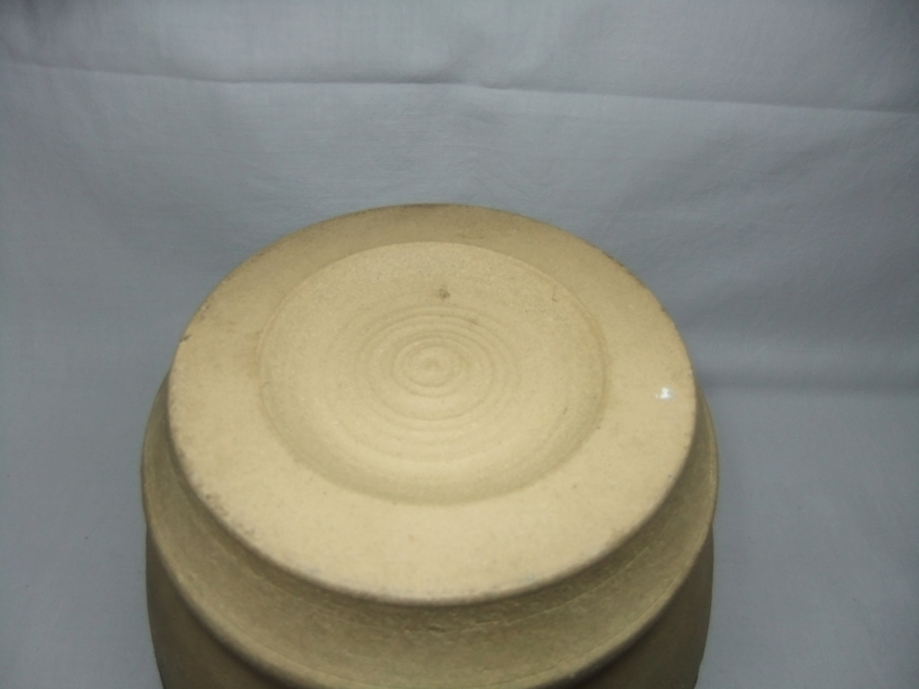 signature on this Vase - Roger Gilding, Abbotsbury Pottery  Dscf7022