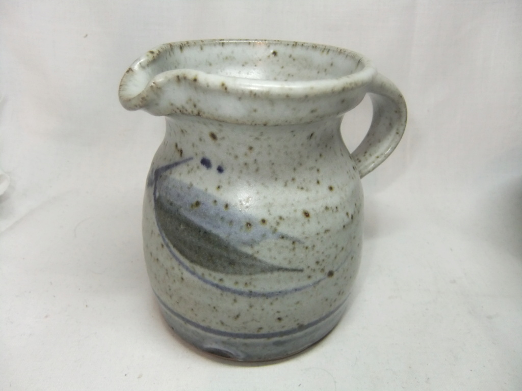 Jug Marked AP - Askrigg Pottery Dscf9811