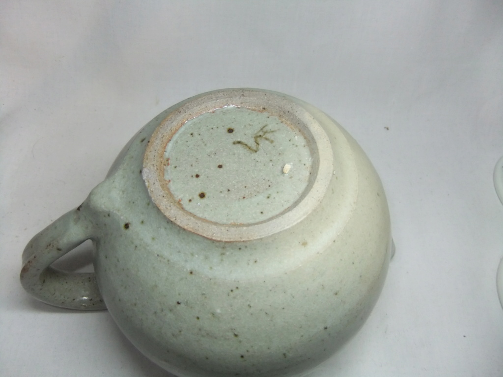 Teapot KS Mark, Japanese? Dscf9835