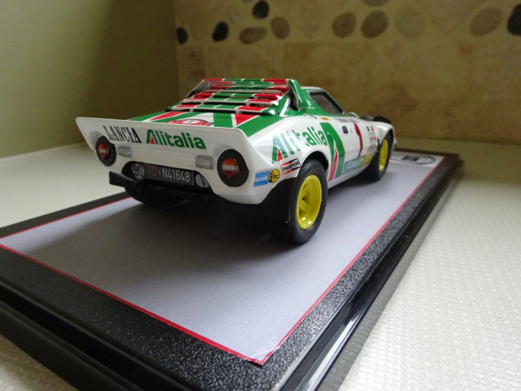 lancia stratos hf rally monte carlo 1977 kit italeri 1.24 Dsc04542