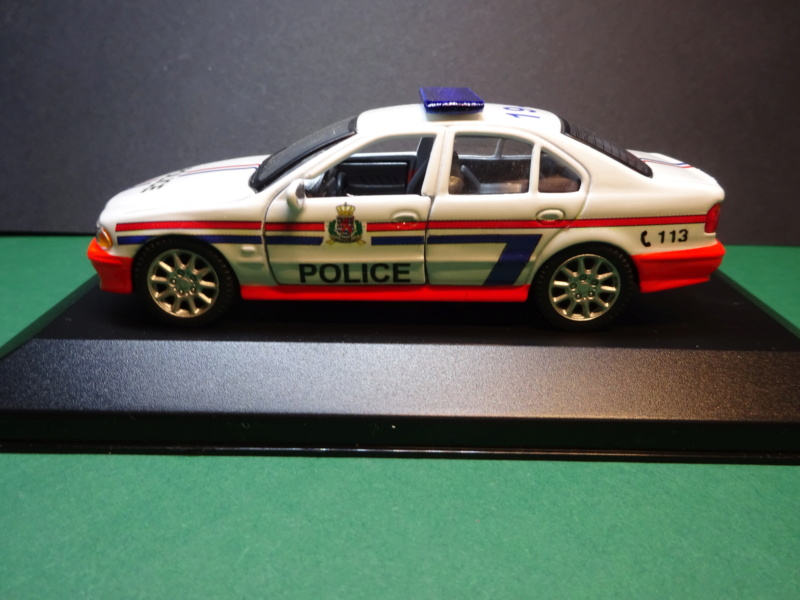 ma collection voiture police et gendarmerie du monde au 1/43 Dsc08584