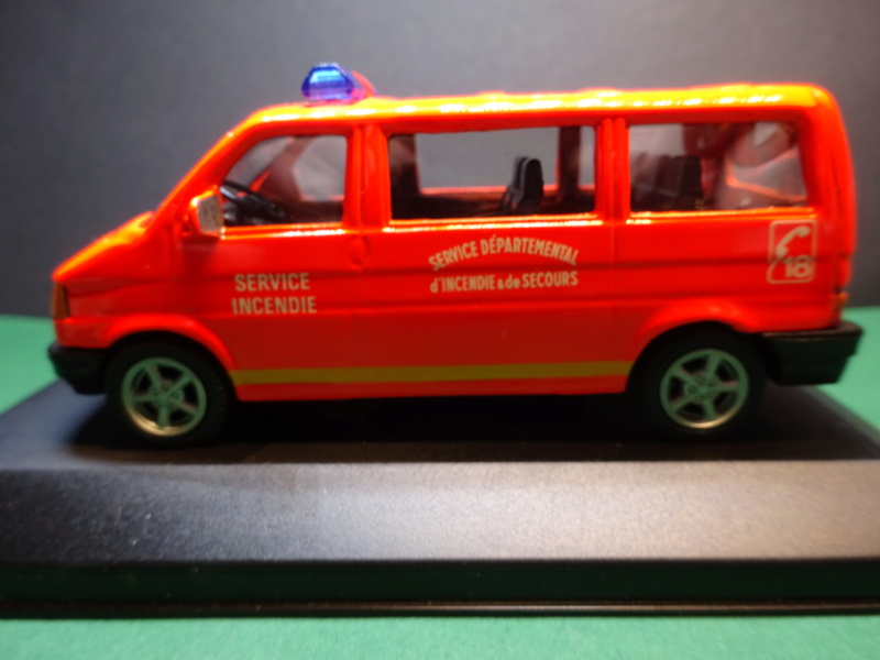 ma collection ambulance-pompiers 1/43 Dsc08769