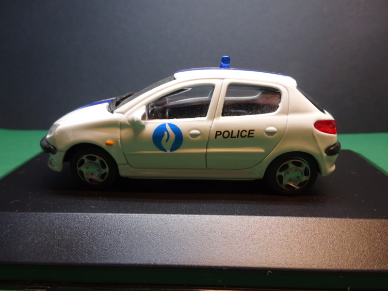 ma collection voiture police et gendarmerie du monde au 1/43 Dsc08832