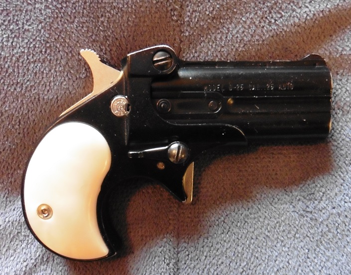 PRICE REDUCED!! DAVIS INDUSTRIES .25 CAL. DERRINGER!! Davis-11