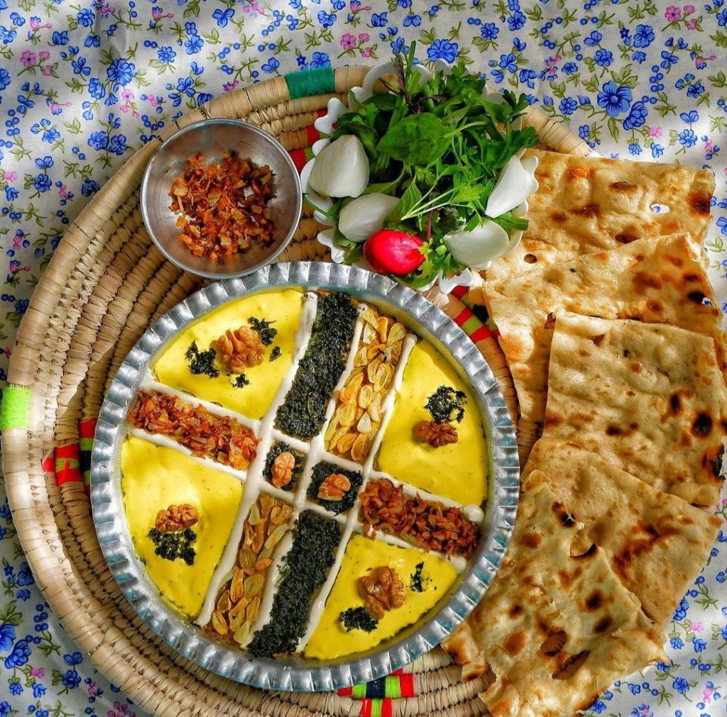 Кашк баклажан (Kashk bademjan) — это название еще одного вкусного иранского блюда Photo269