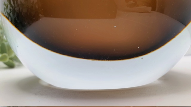 Help please to identify this glass (bowling ball) 20230411